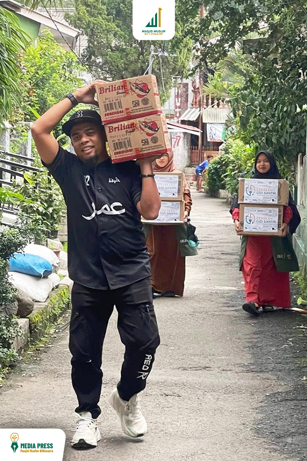 Gerakan Gizi Santri Salurkan Bantuan Nutrisi untuk Ribuan Santri di Bogor